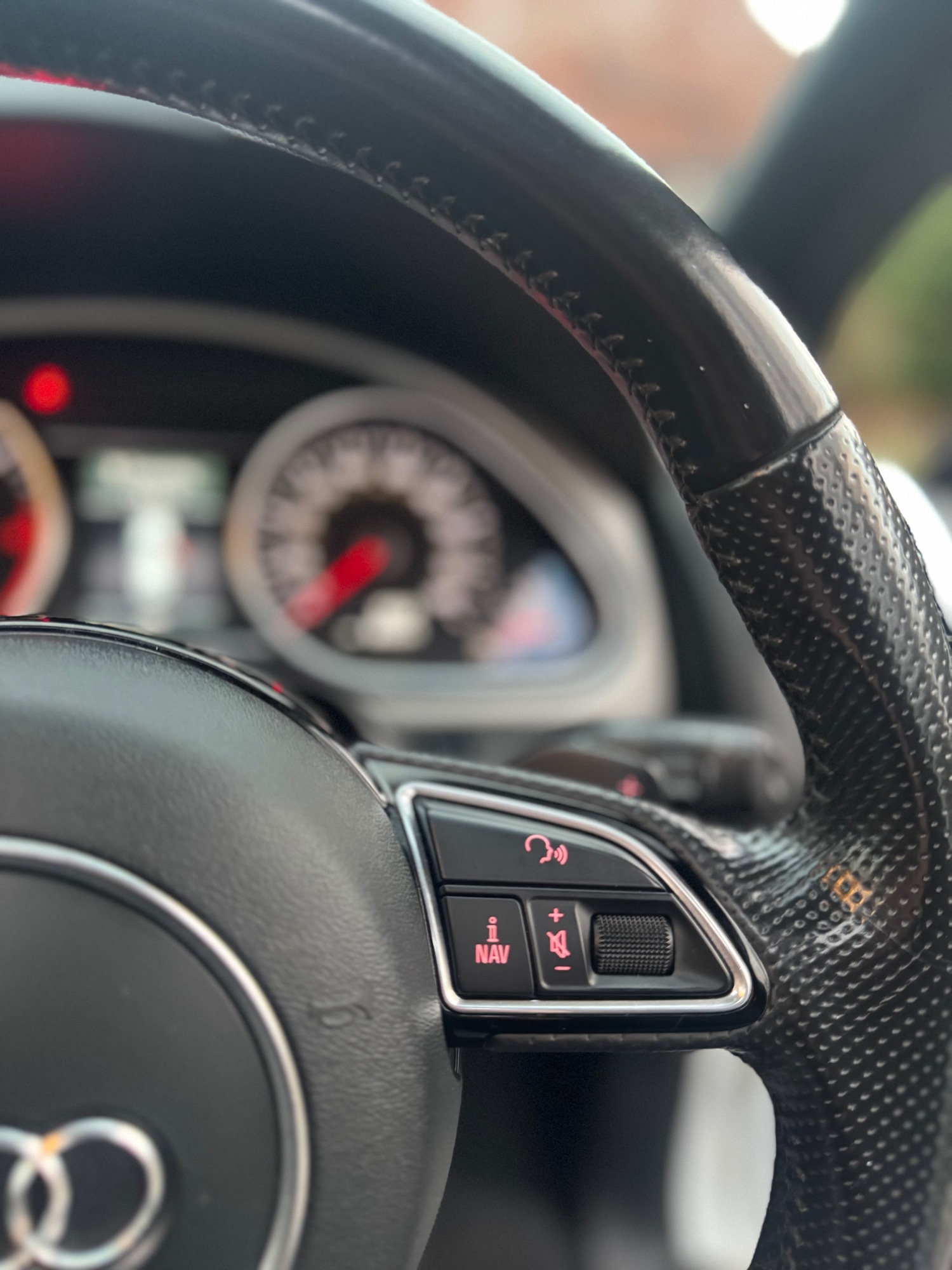 Used Audi Q7 2014 for sale - 76742278: Photo 55