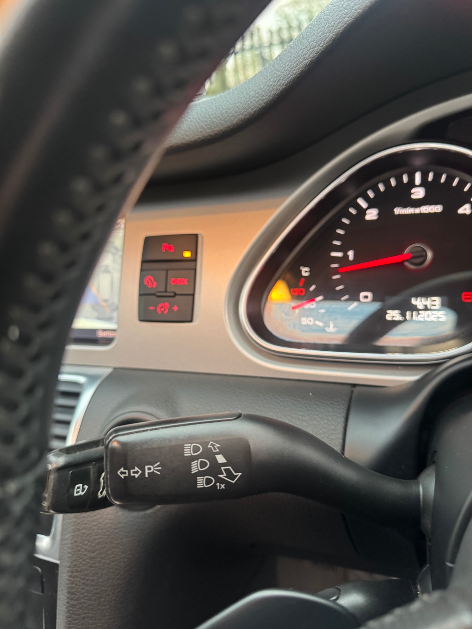 Used Audi Q7 2014 for sale - 76742278: Photo 58