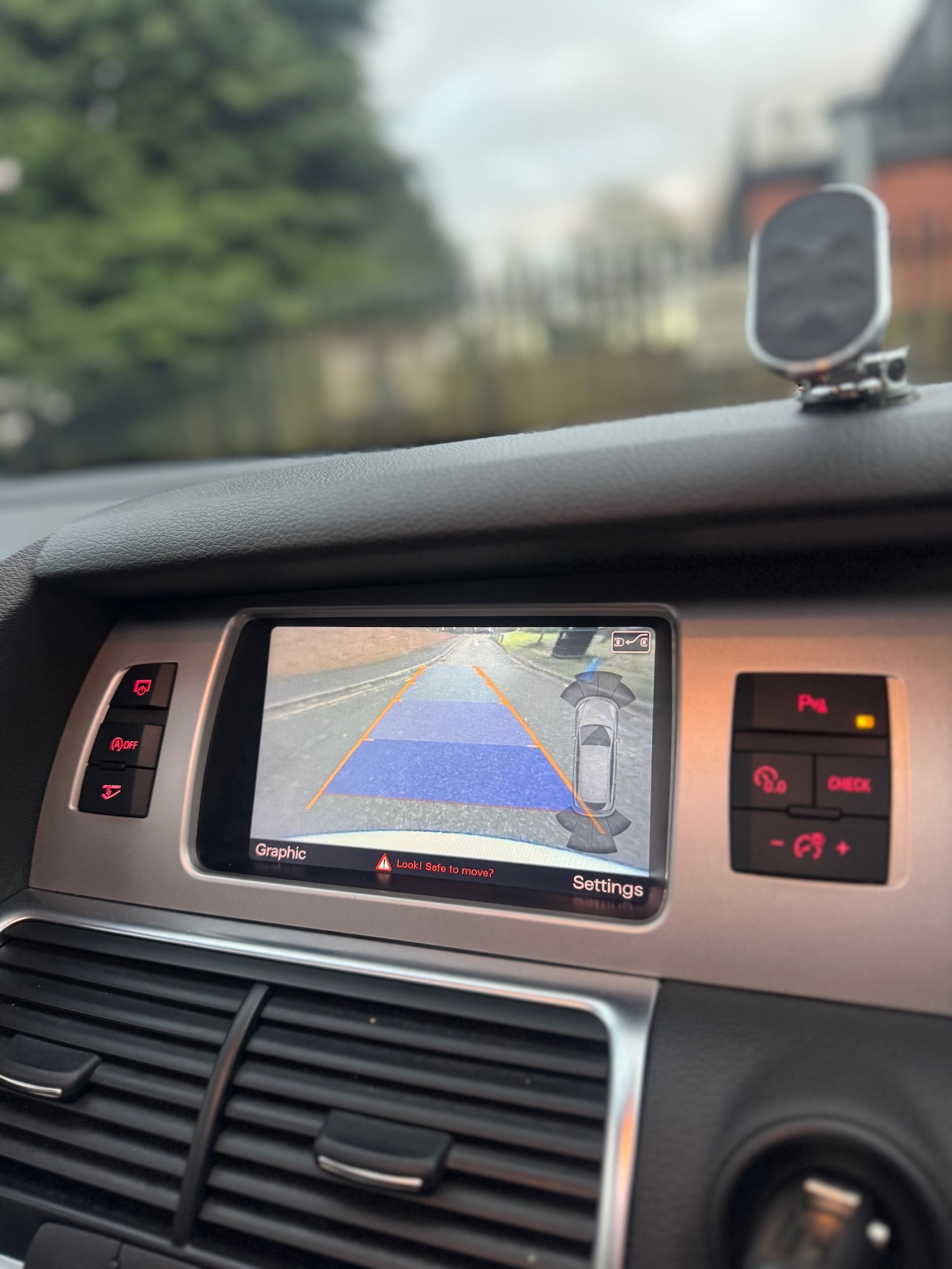 Used Audi Q7 2014 for sale - 76742278: Photo 61