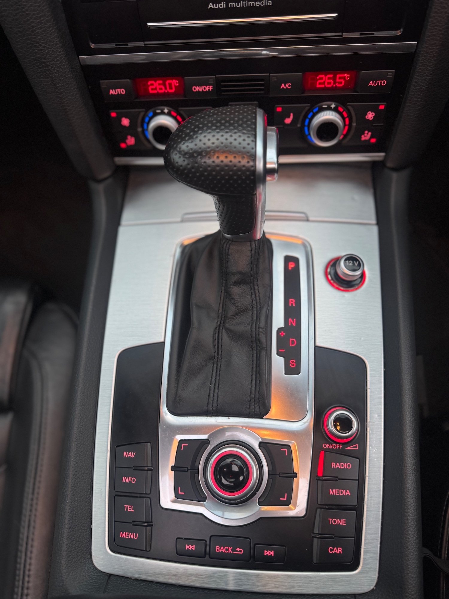 Used Audi Q7 2014 for sale - 76742278: Photo 71