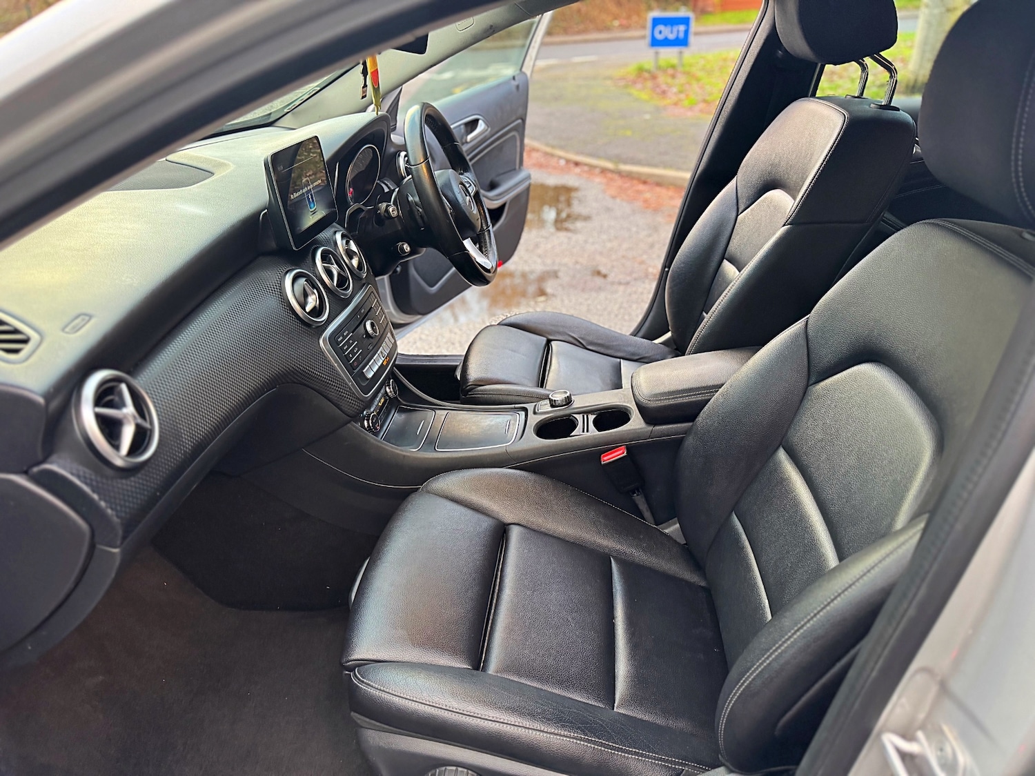 Used Mercedes-Benz A-Class 2017 for sale - 76758211: Photo 36