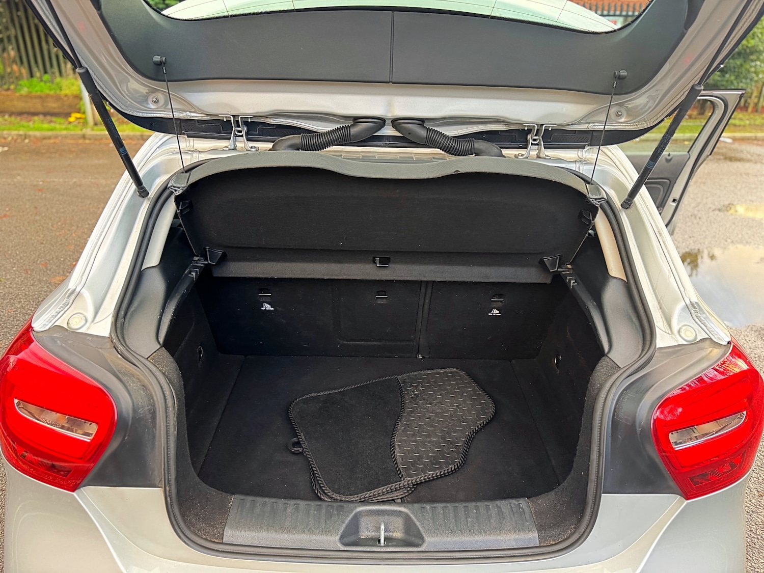 Used Mercedes-Benz A-Class 2017 for sale - 76758211: Photo 39