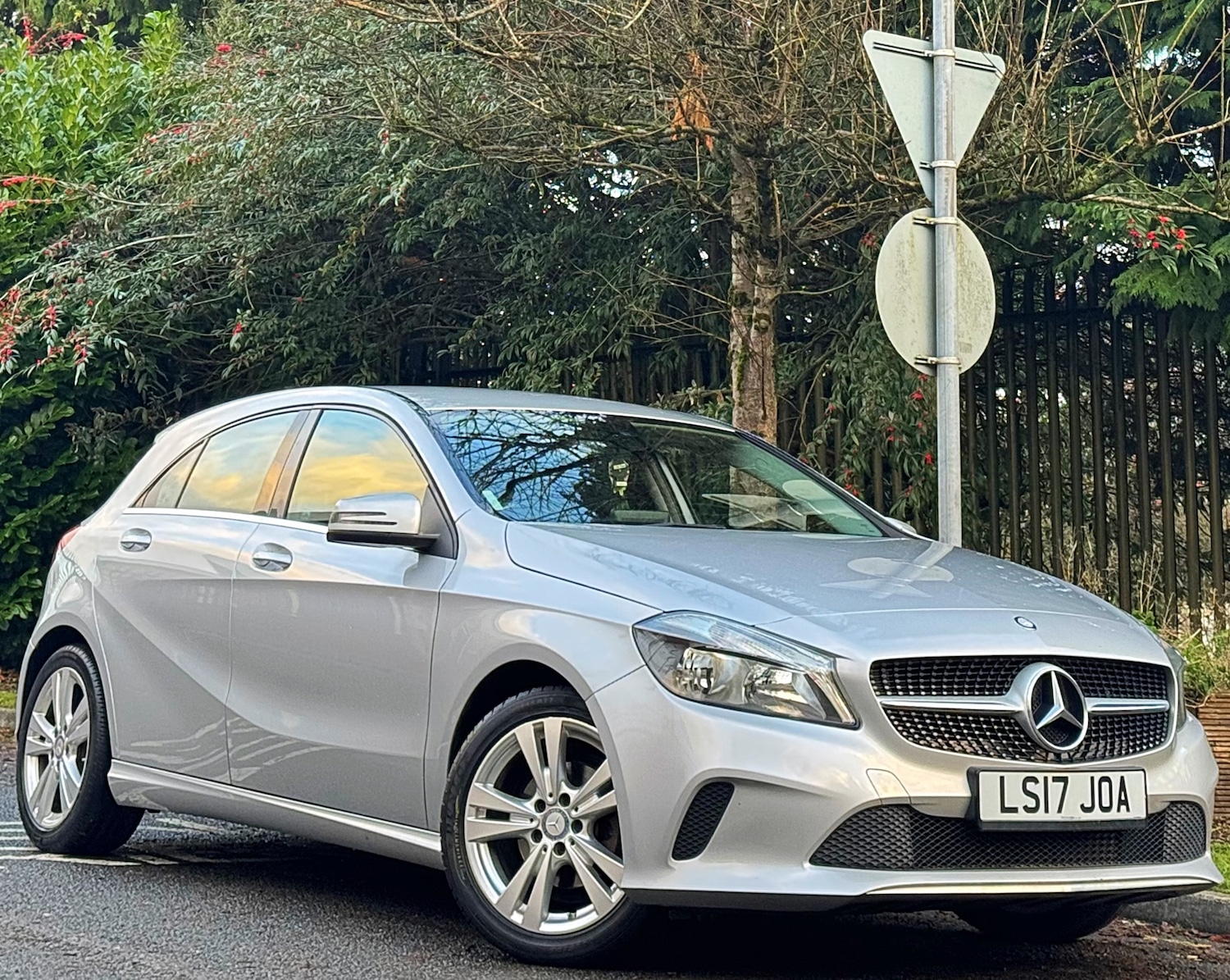 Used Mercedes-Benz A-Class 2017 for sale - 76758211: Photo 4