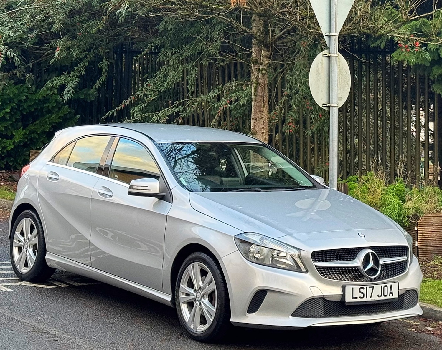 Used Mercedes-Benz A-Class 2017 for sale - 76758211: Photo 5