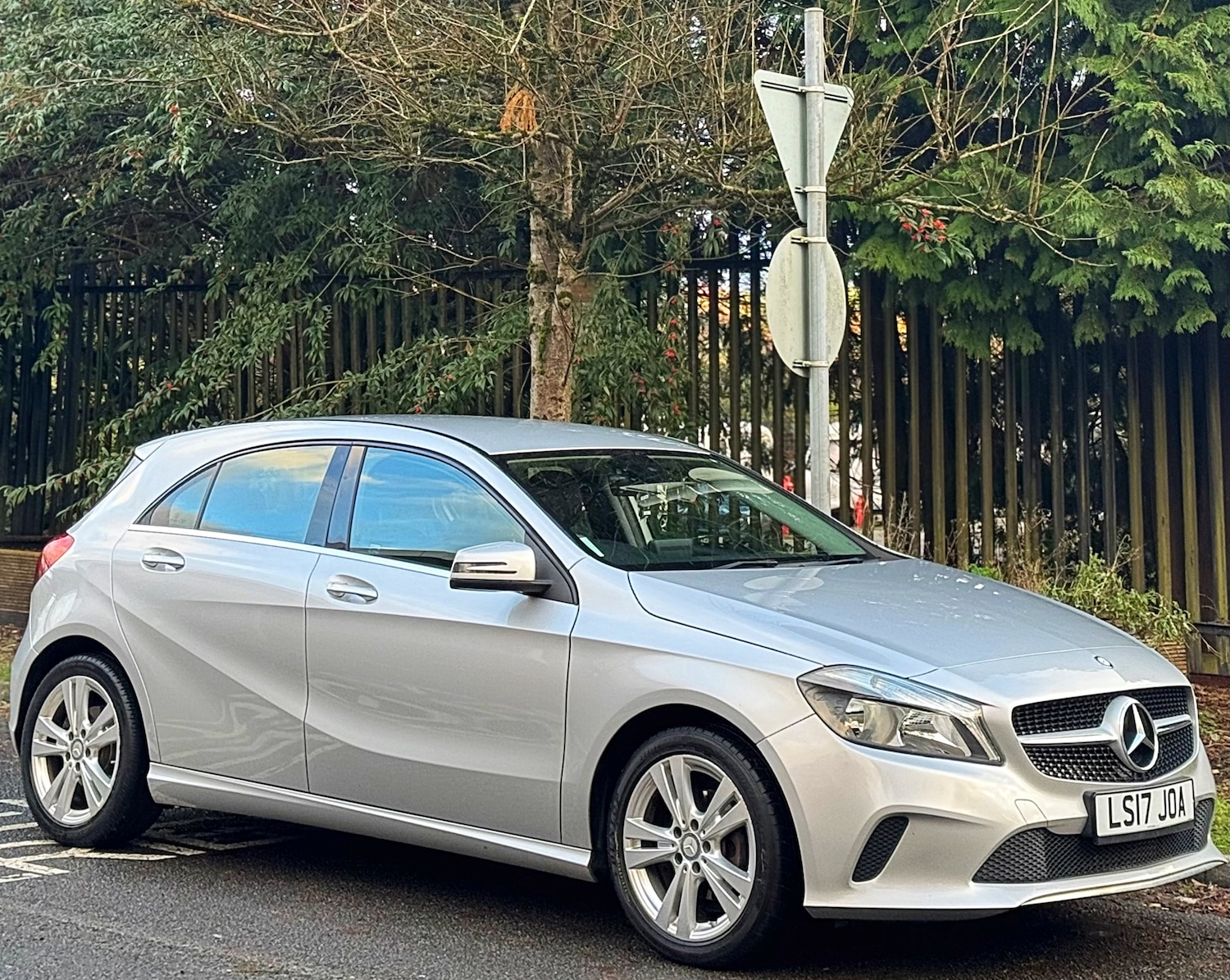 Used Mercedes-Benz A-Class 2017 for sale - 76758211: Photo 8