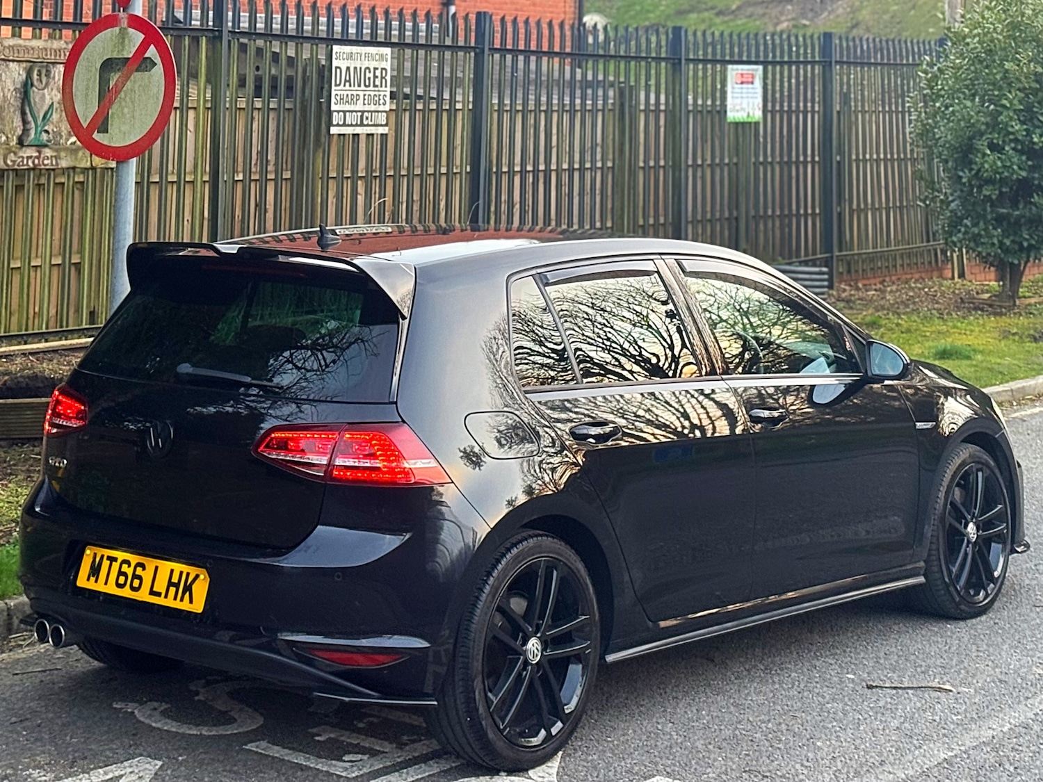 Used Volkswagen Golf 2016 for sale - 77981138: Photo 24