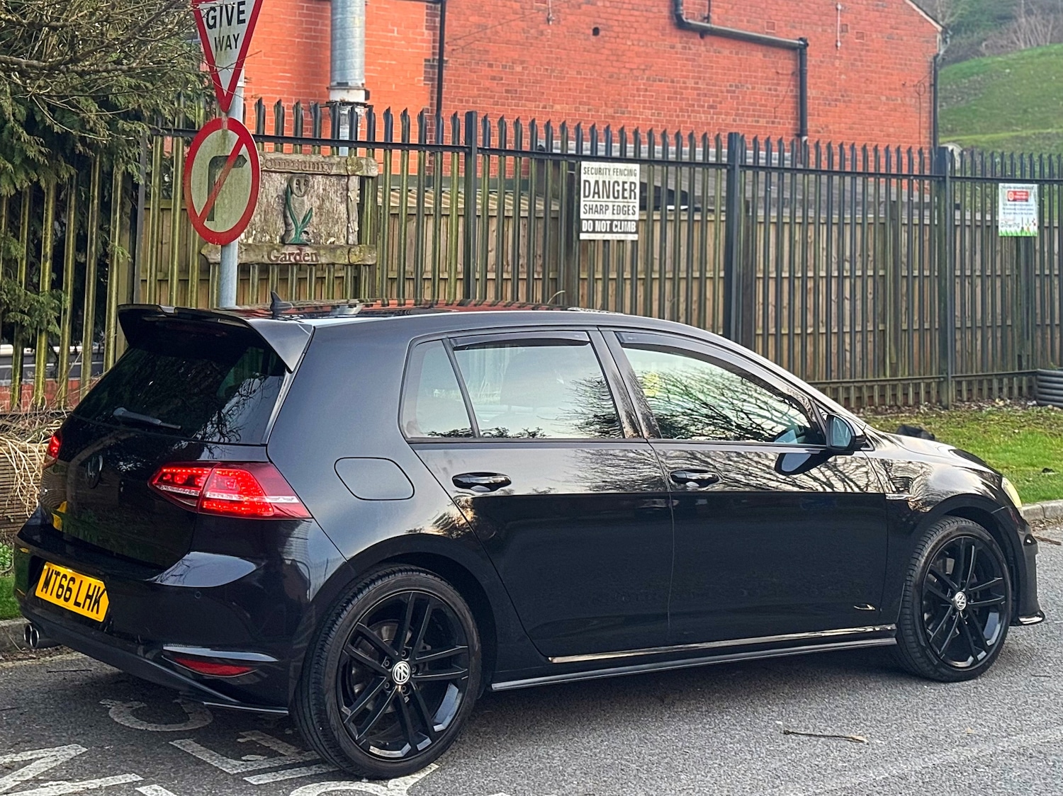 Used Volkswagen Golf 2016 for sale - 77981138: Photo 25