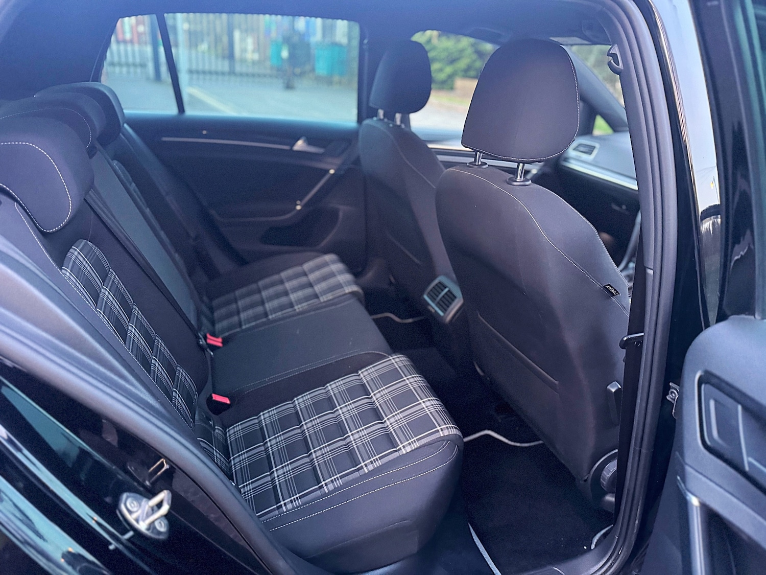 Used Volkswagen Golf 2016 for sale - 77981138: Photo 35