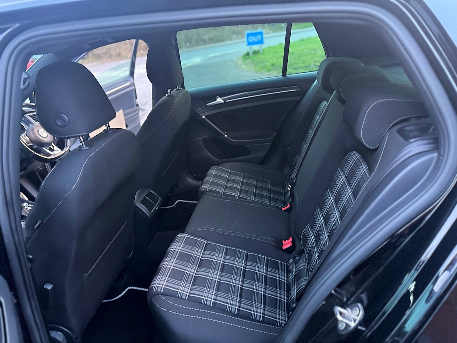 Used Volkswagen Golf 2016 for sale - 77981138: Photo 40