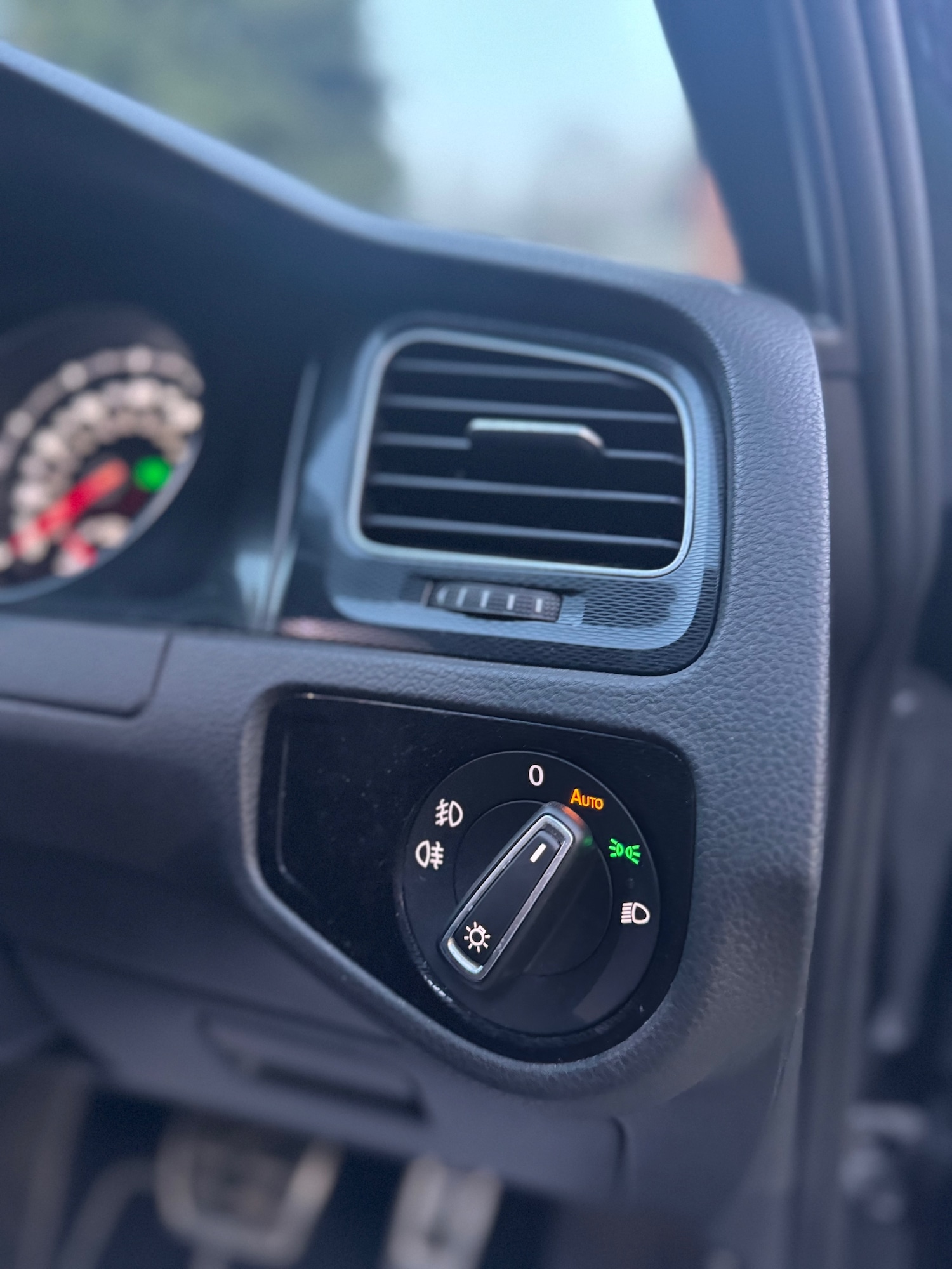 Used Volkswagen Golf 2016 for sale - 77981138: Photo 48