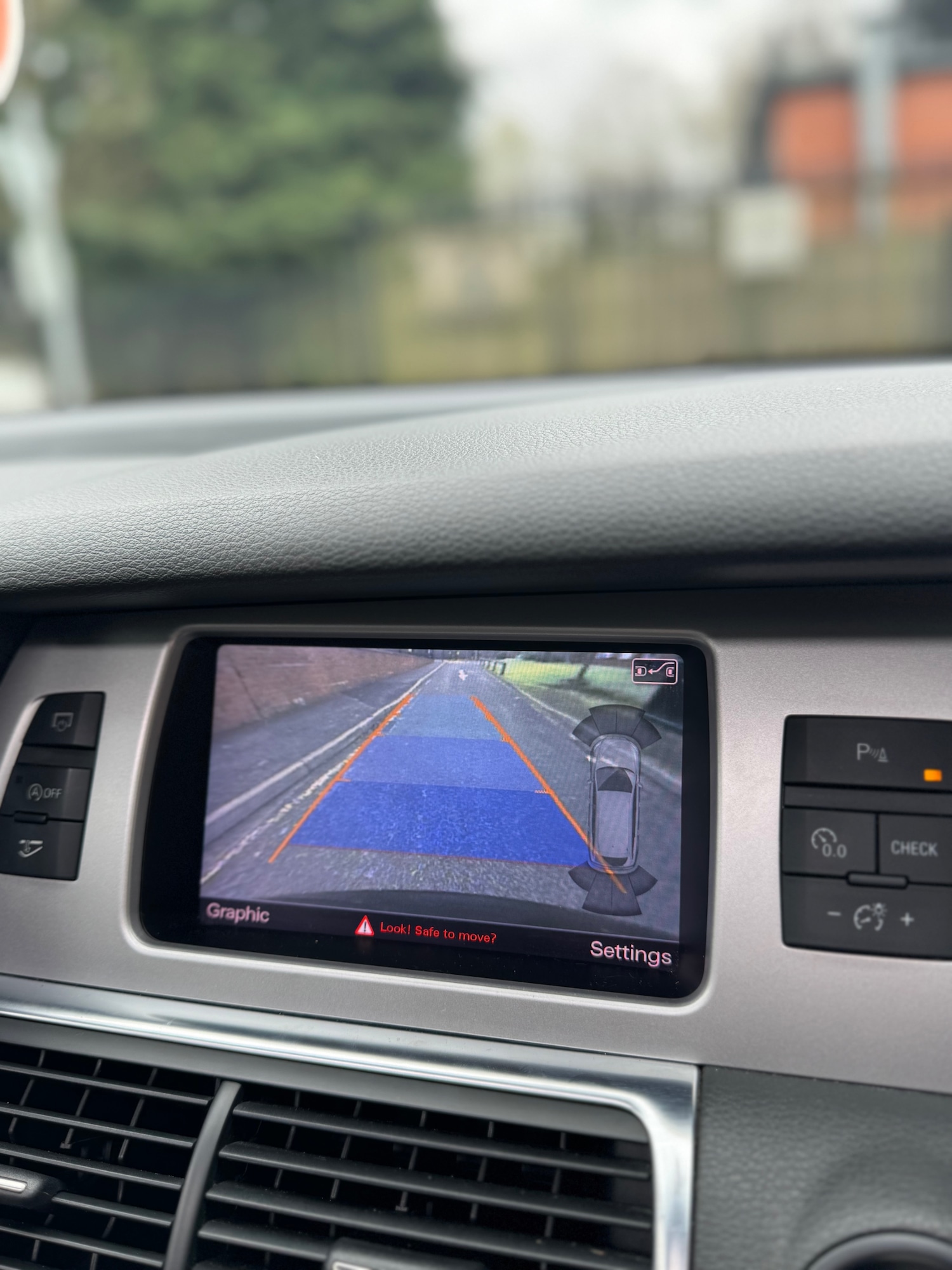 Used Audi Q7 2013 for sale - 77704588: Photo 62