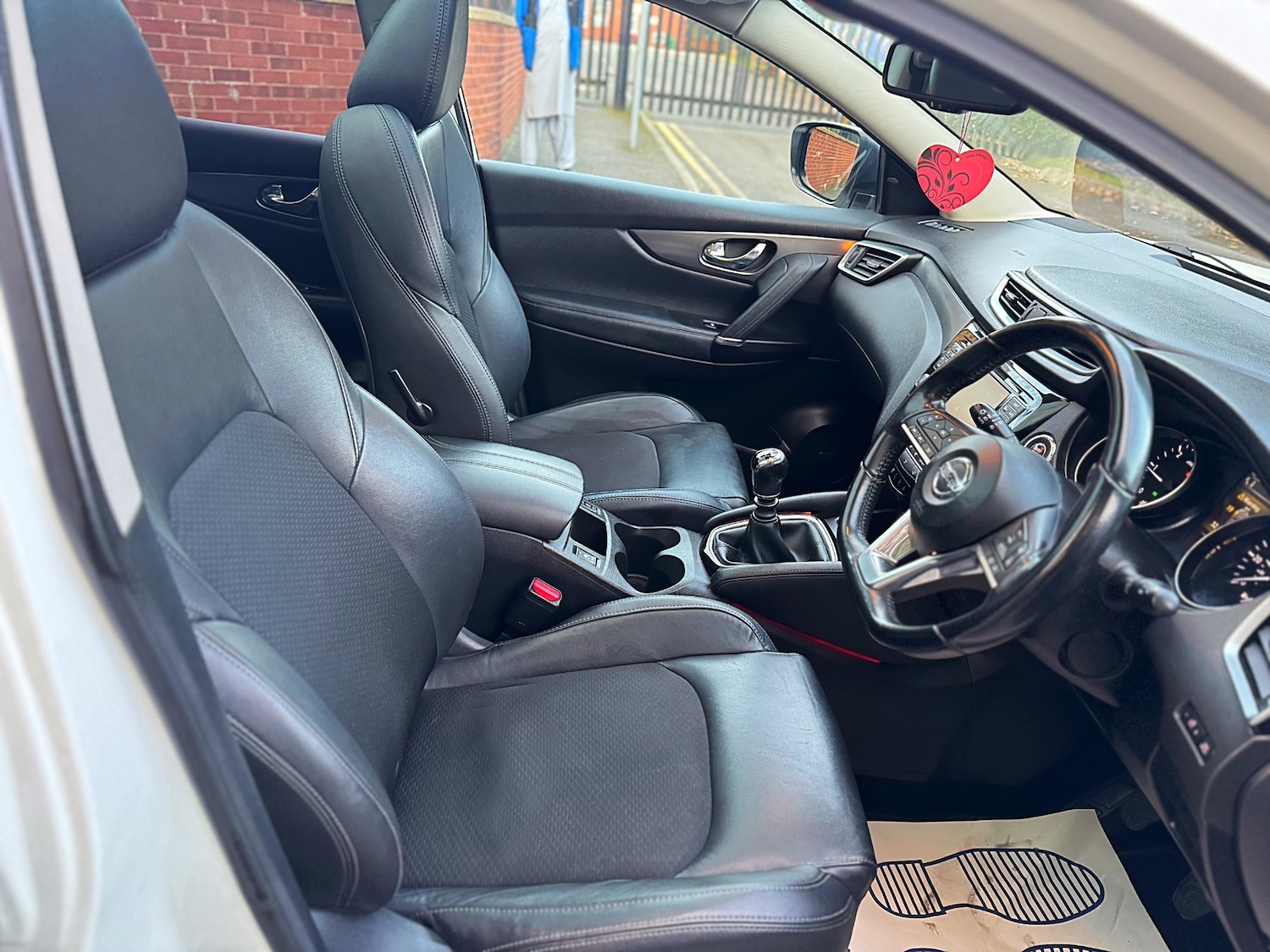 Used Nissan Qashqai 2018 for sale - 76104562: Photo 30