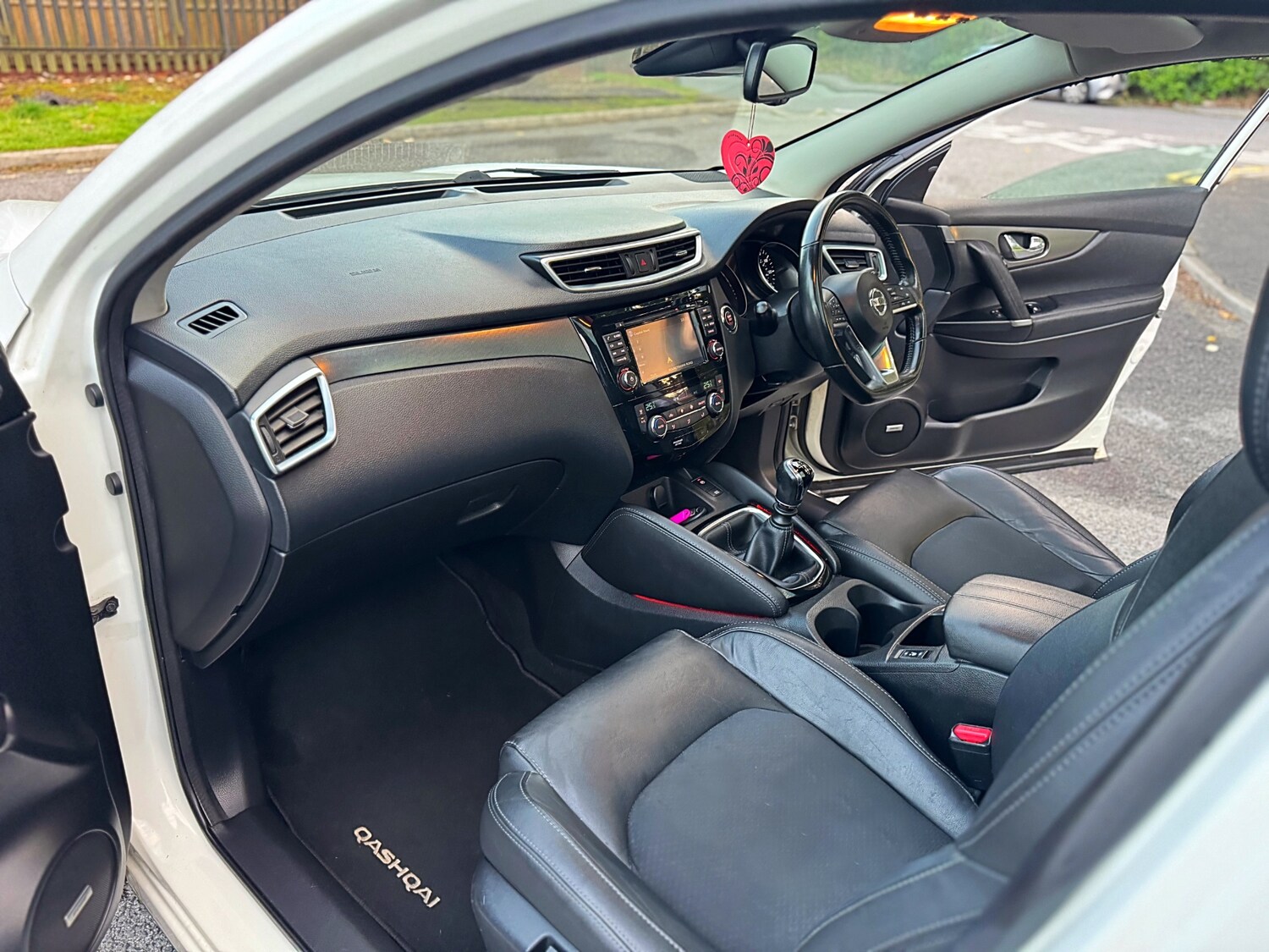 Used Nissan Qashqai 2018 for sale - 76104562: Photo 34