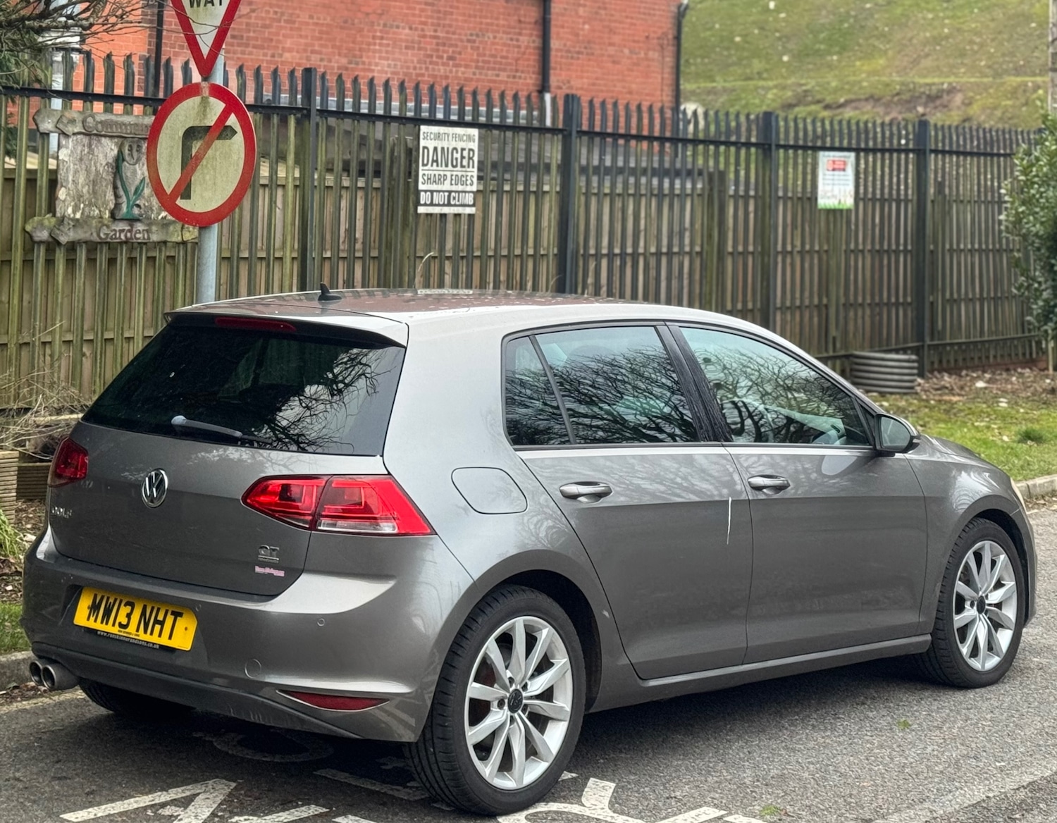 Used Volkswagen Golf 2013 for sale - 77084305: Photo 21