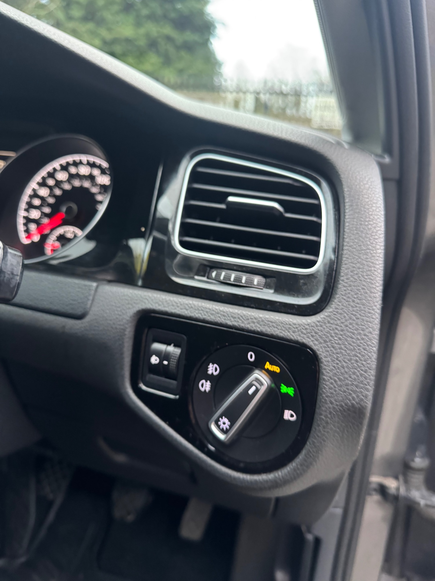 Used Volkswagen Golf 2013 for sale - 77084305: Photo 45