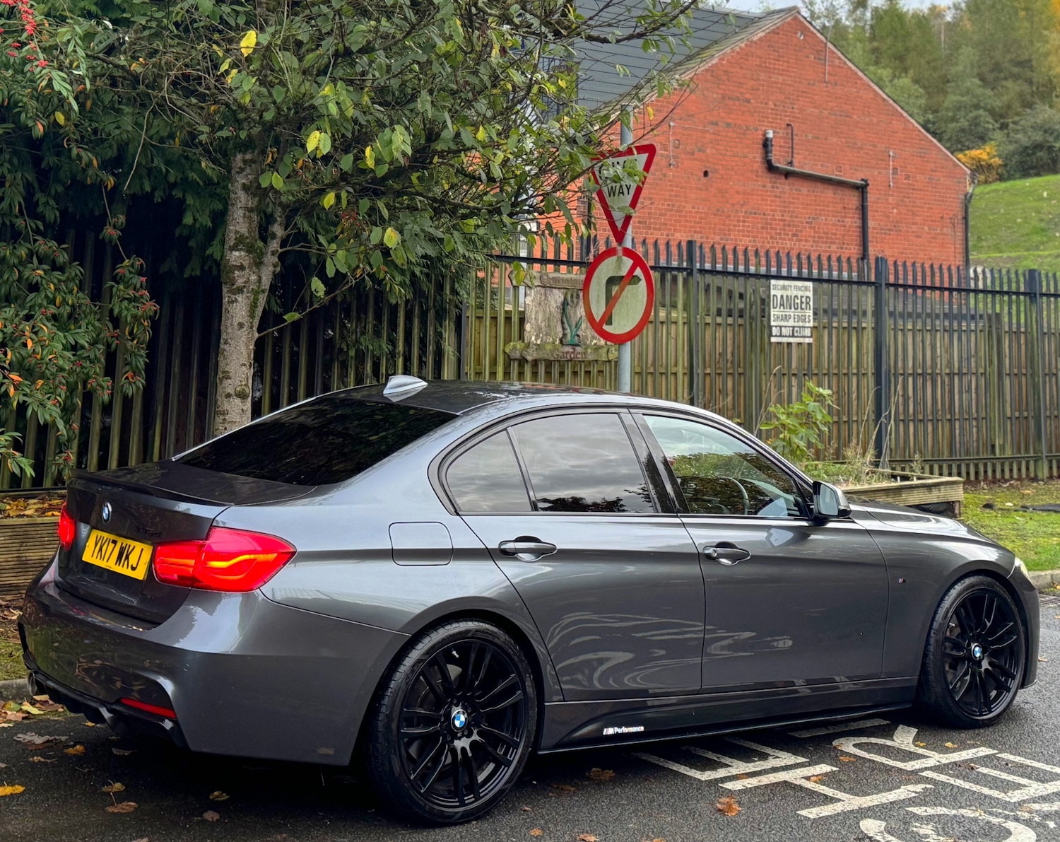 Used BMW 3 Series 2017 for sale - 76358612: Photo 25