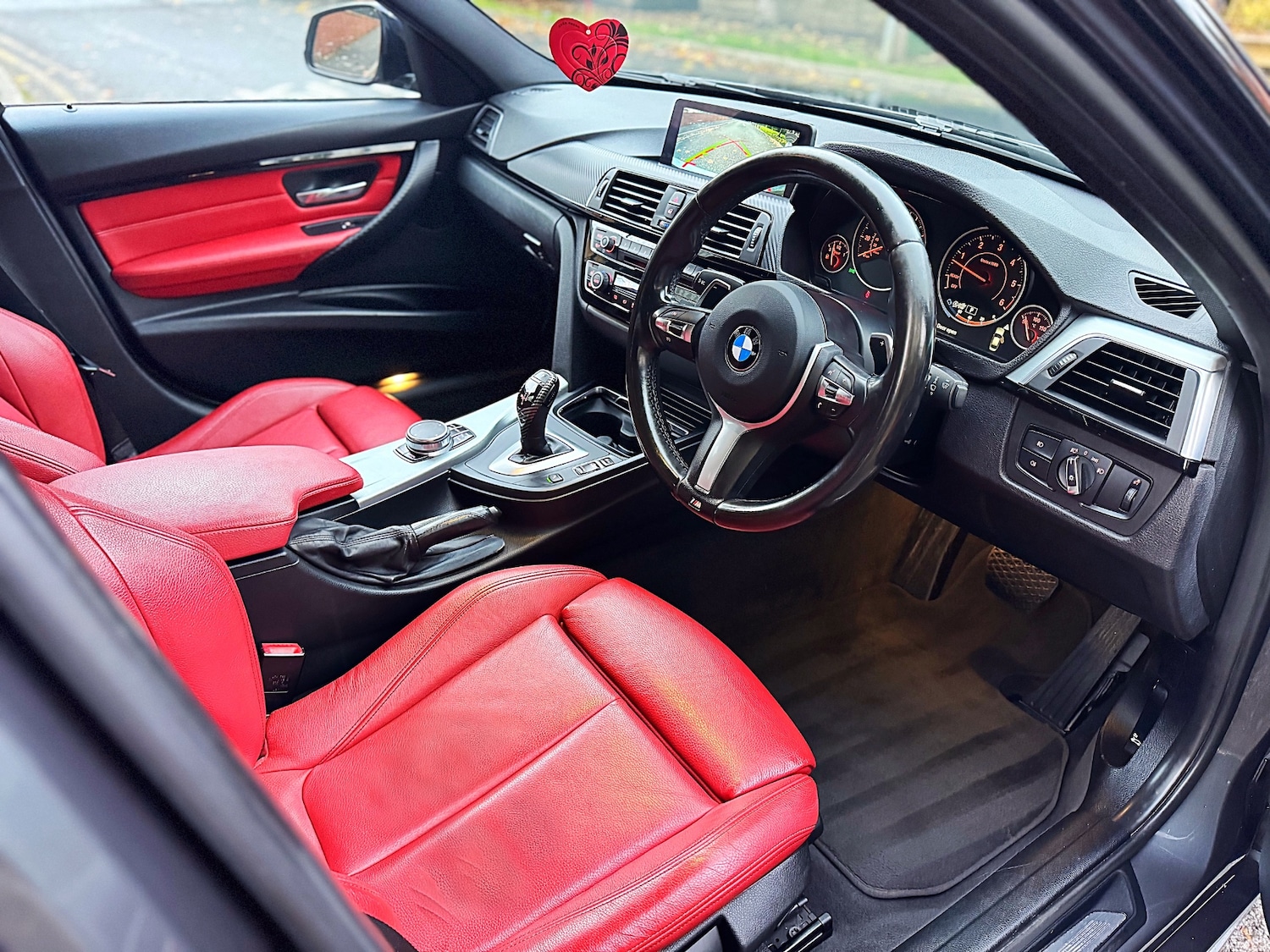 Used BMW 3 Series 2017 for sale - 76358612: Photo 31