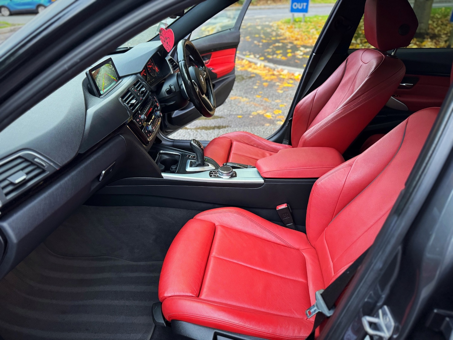 Used BMW 3 Series 2017 for sale - 76358612: Photo 38