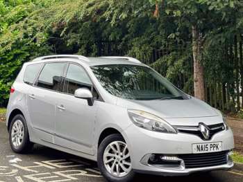 Used Renault Grand Scenic 2015 for sale - 75165170: Photo