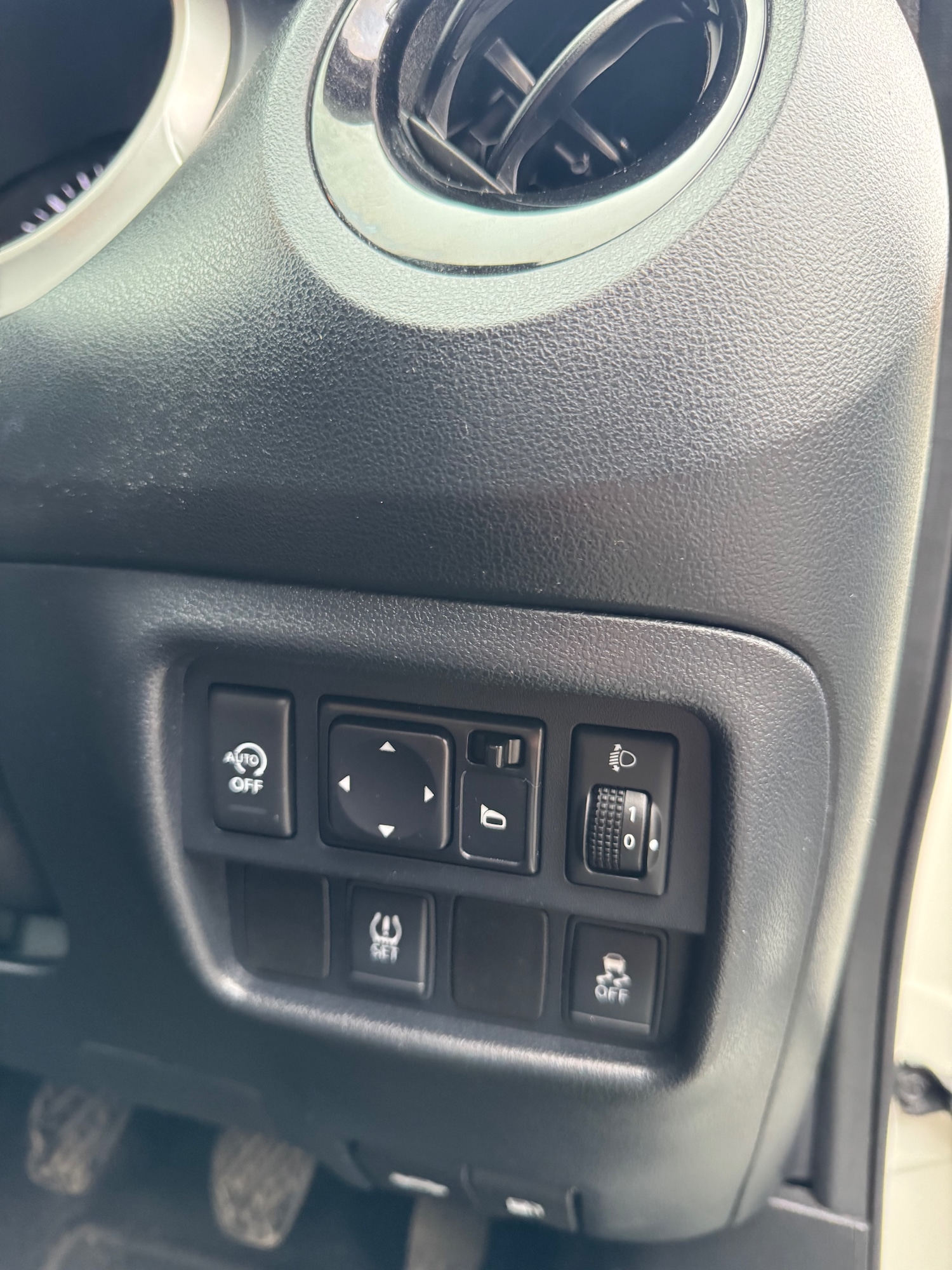 Used Nissan Juke 2015 for sale - 77469405: Photo 45