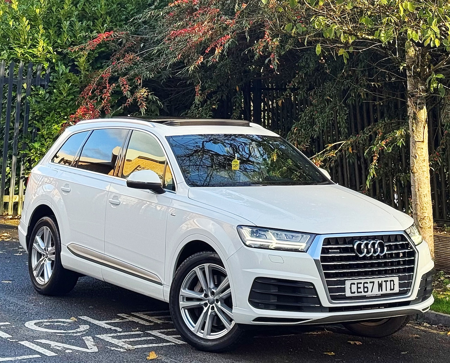 Used Audi Q7 2017 for sale - 76446367: Photo 2