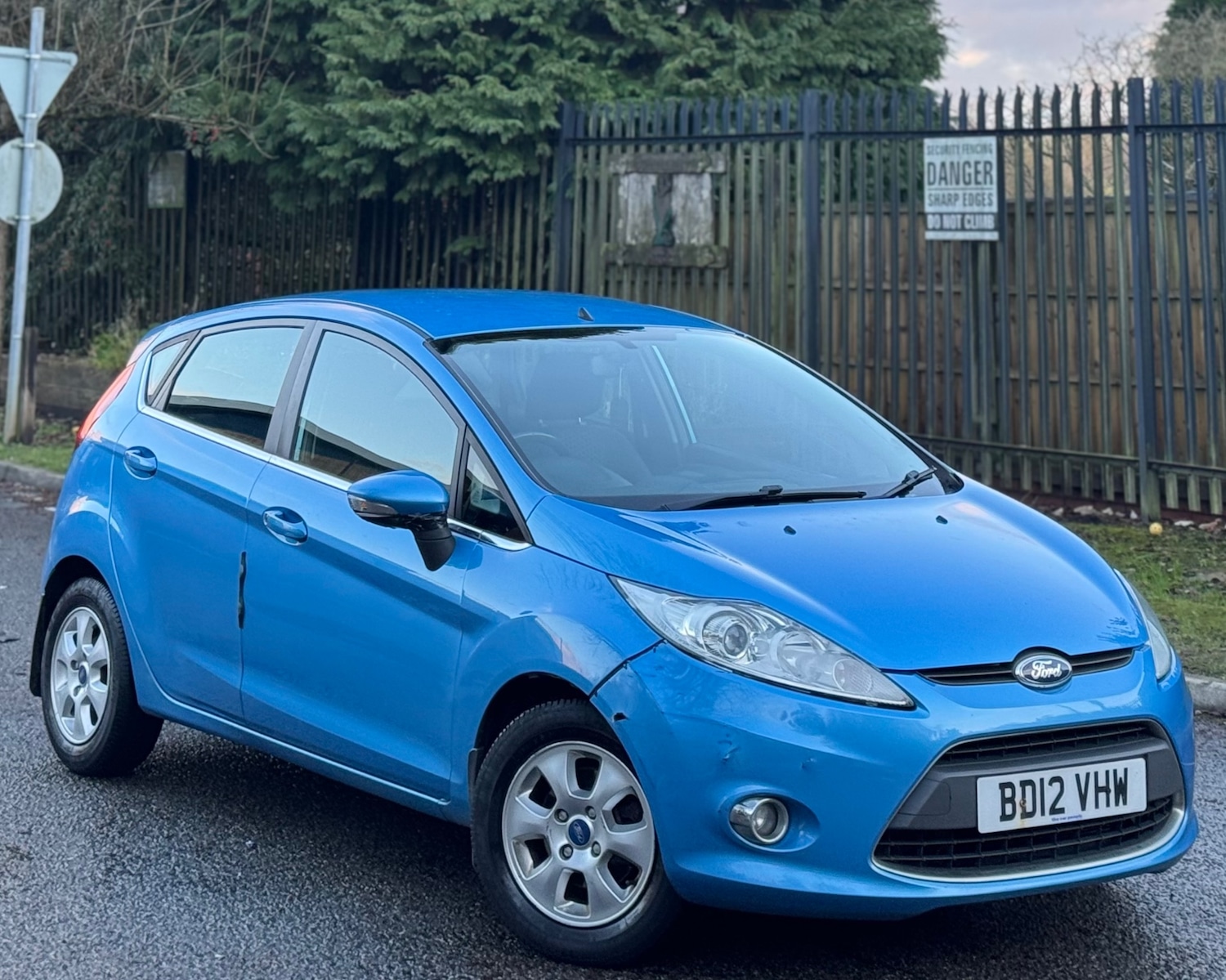 Used Ford Fiesta 2012 for sale - 76796179: Photo 2