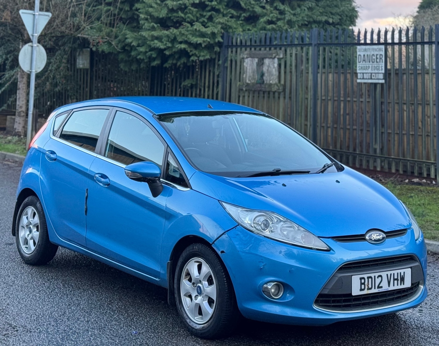 Used Ford Fiesta 2012 for sale - 76796179: Photo 3