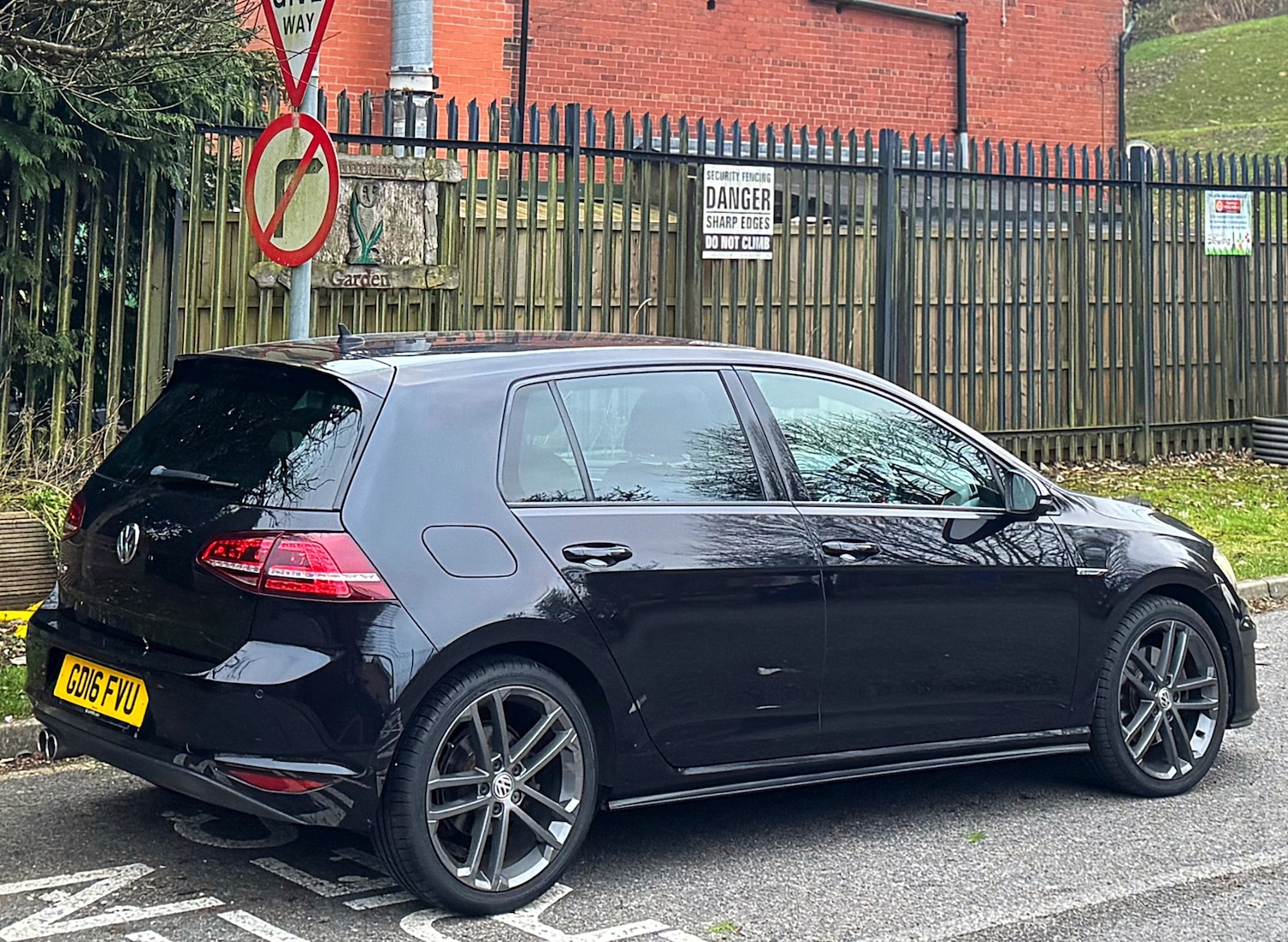 Used Volkswagen Golf 2016 for sale - 77079245: Photo 23