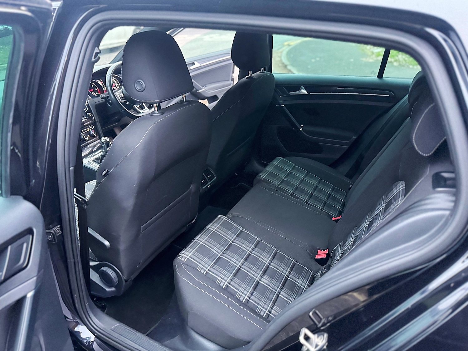 Used Volkswagen Golf 2016 for sale - 77079245: Photo 37