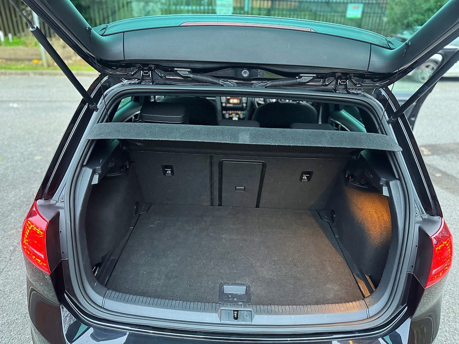 Used Volkswagen Golf 2016 for sale - 77079245: Photo 39