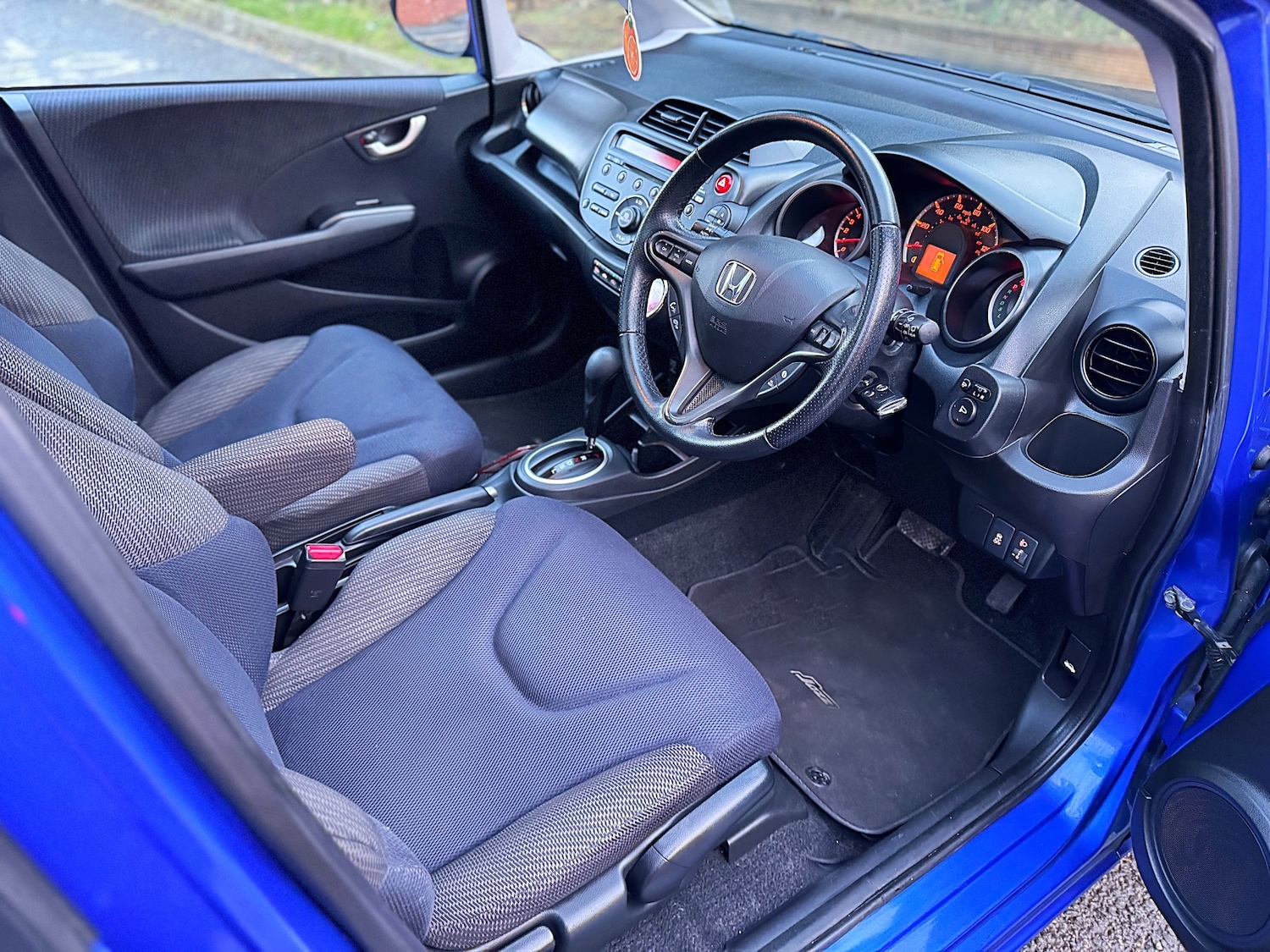 Used Honda Jazz 2015 for sale - 77358286: Photo 29