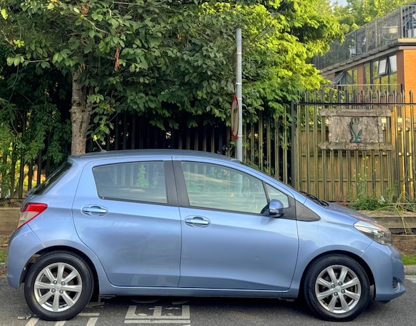 Used Toyota Yaris 2013 for sale - 76107073: Photo 19