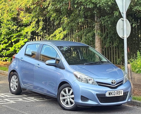 Used Toyota Yaris 2013 for sale - 76107073: Photo 1