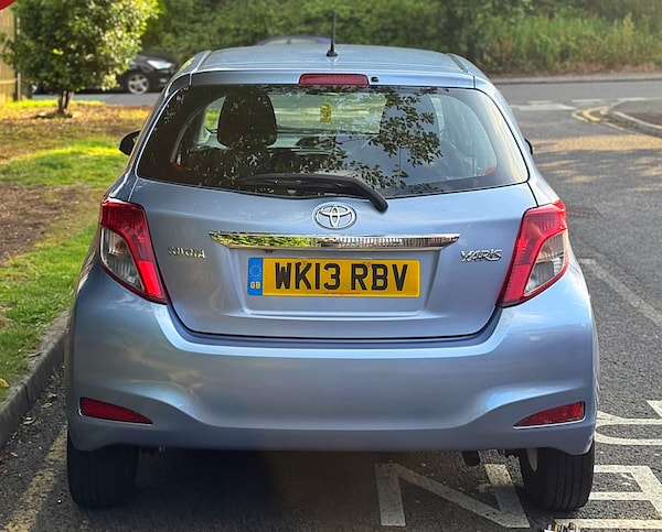Used Toyota Yaris 2013 for sale - 76107073: Photo 23