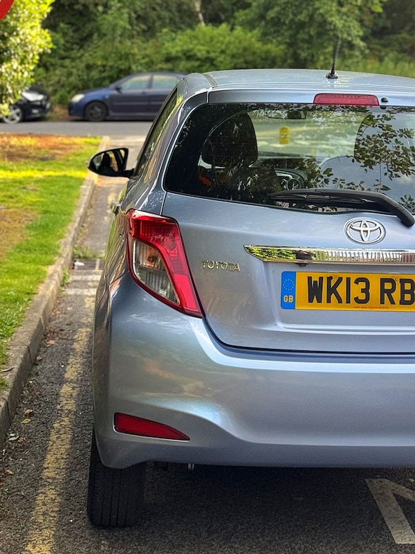 Used Toyota Yaris 2013 for sale - 76107073: Photo 25