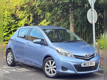 Used Toyota Yaris 2013 for sale - 76107073: Photo 2
