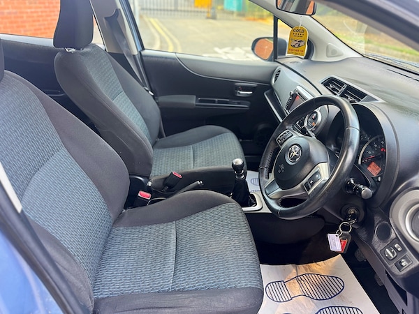 Used Toyota Yaris 2013 for sale - 76107073: Photo 30