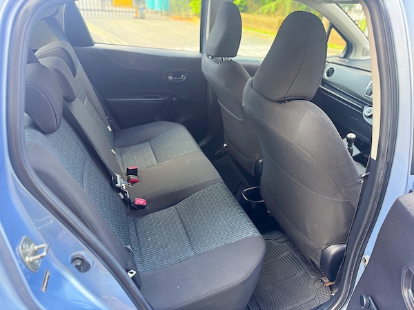 Used Toyota Yaris 2013 for sale - 76107073: Photo 32