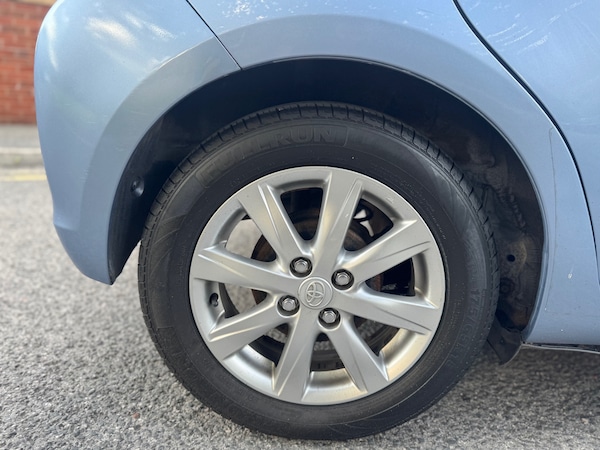 Used Toyota Yaris 2013 for sale - 76107073: Photo 39