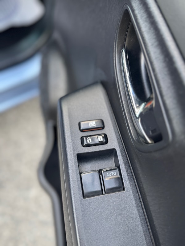 Used Toyota Yaris 2013 for sale - 76107073: Photo 41