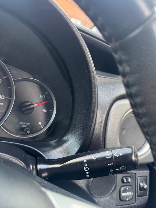 Used Toyota Yaris 2013 for sale - 76107073: Photo 46