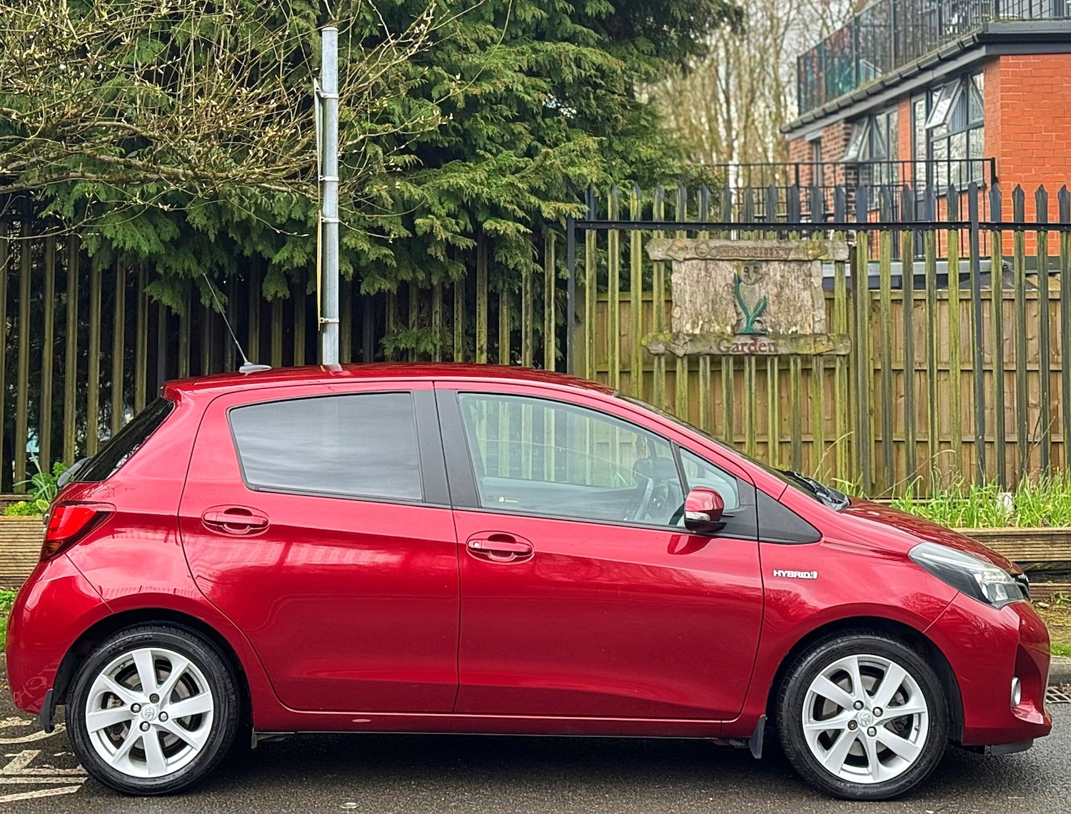 Used Toyota Yaris 2017 for sale - 78098107: Photo 19
