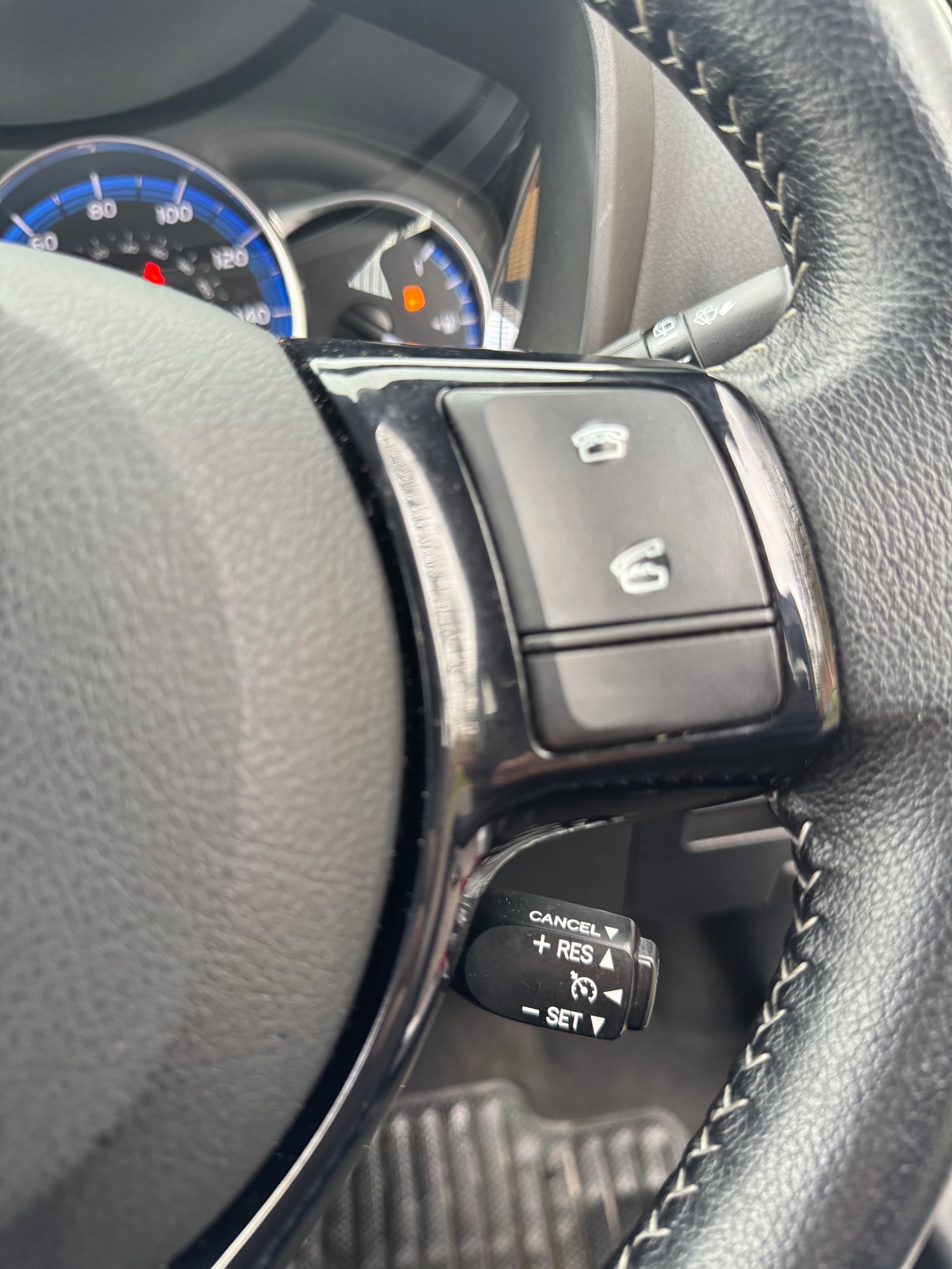 Used Toyota Yaris 2017 for sale - 78098107: Photo 48