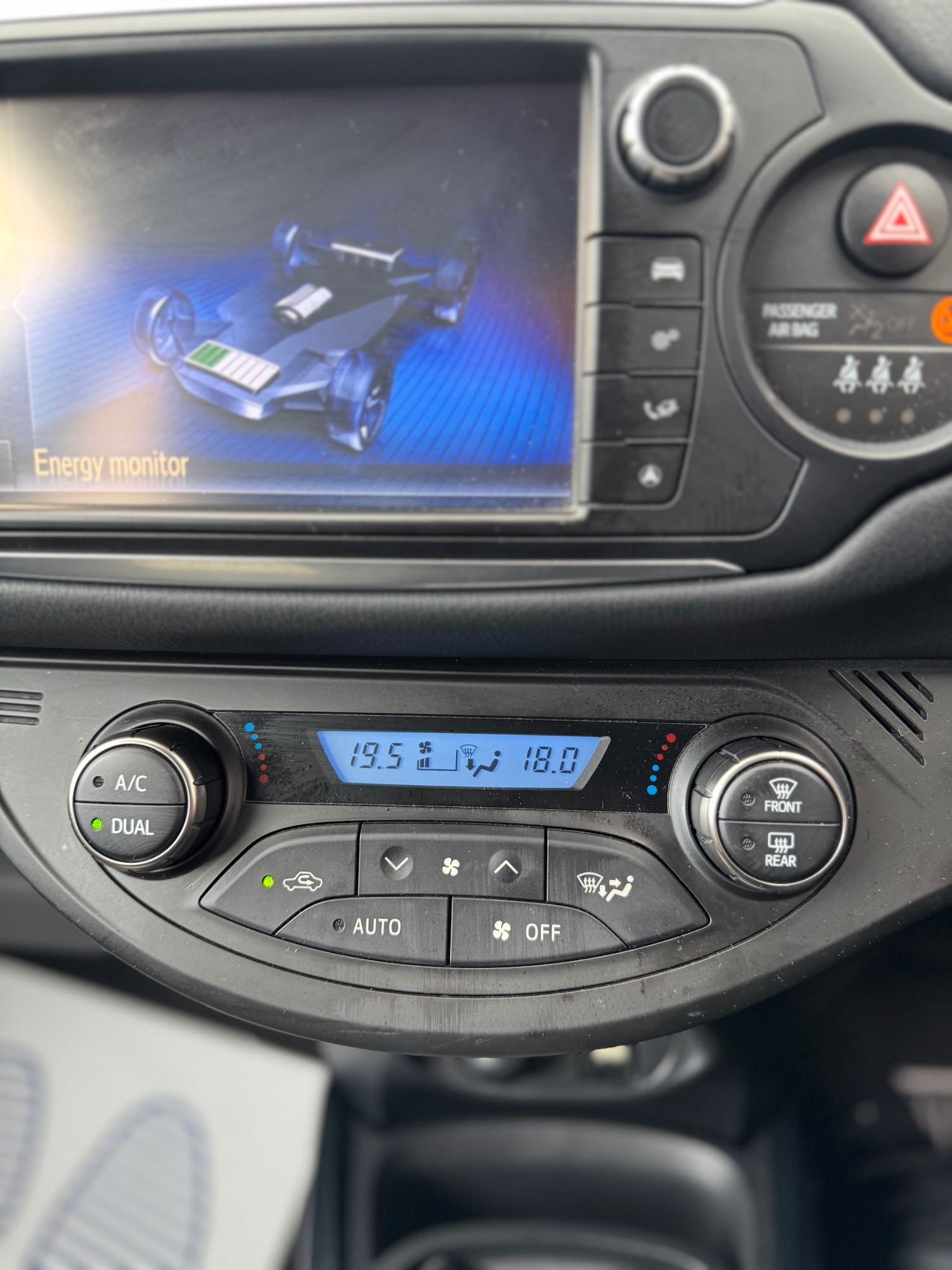 Used Toyota Yaris 2017 for sale - 78098107: Photo 55