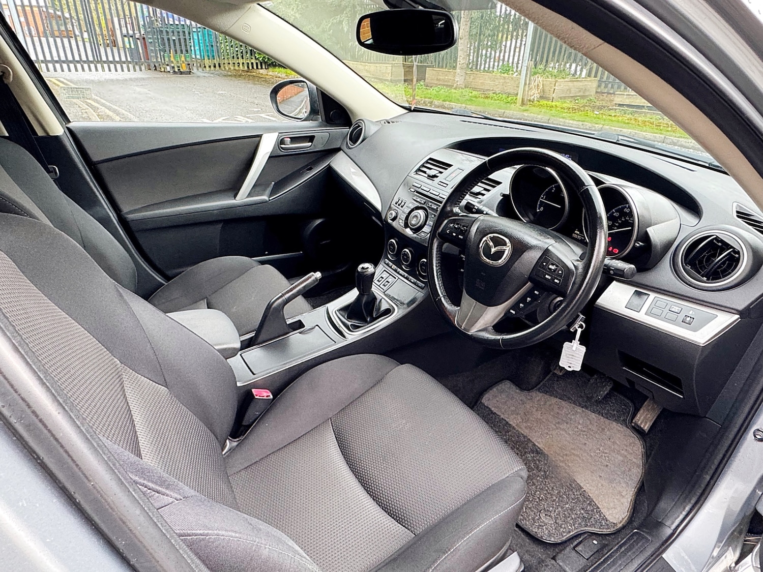 Used Mazda Mazda3 2012 for sale - 78073391: Photo 31