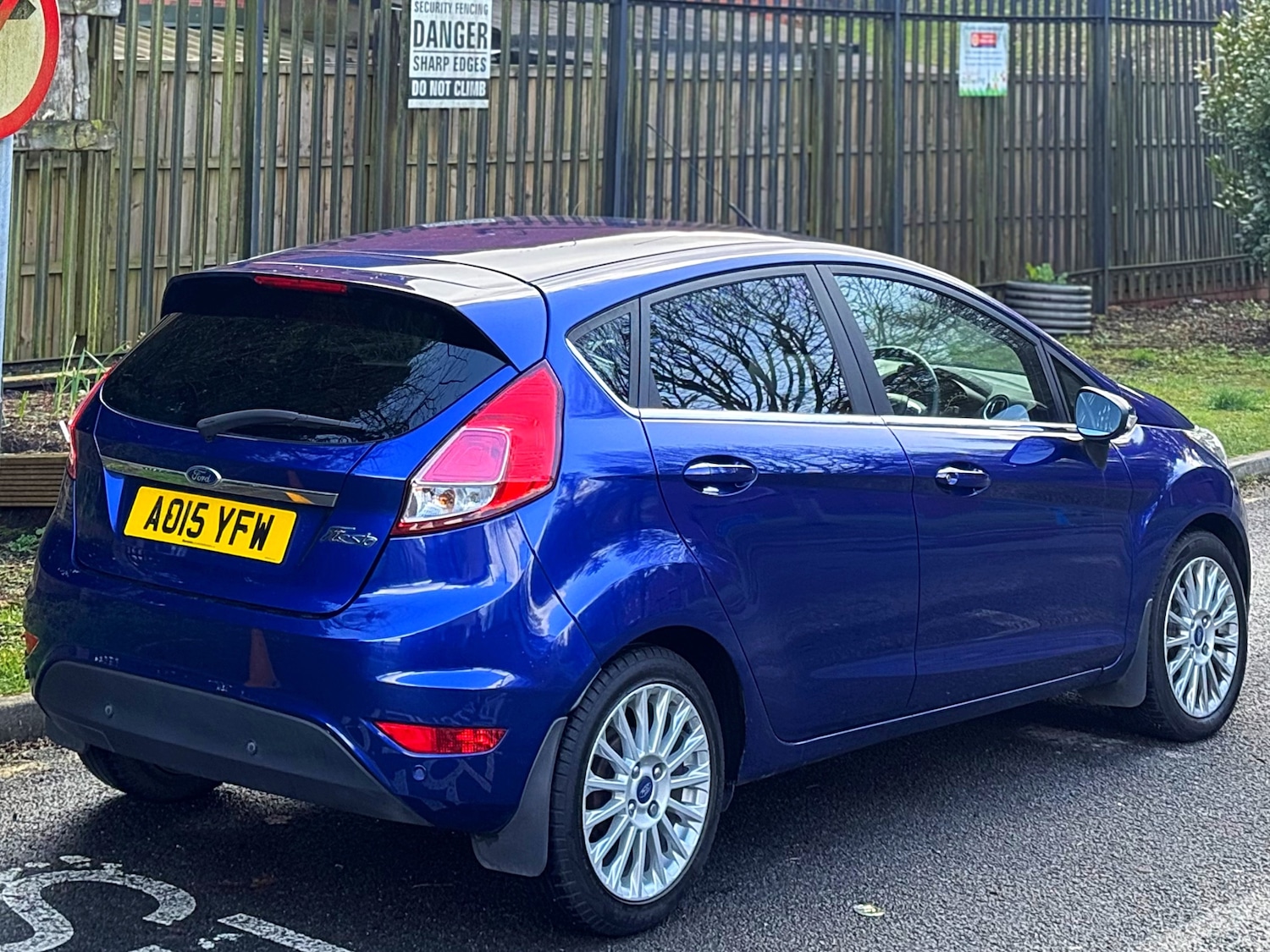 Used Ford Fiesta 2015 for sale - 78048265: Photo 24