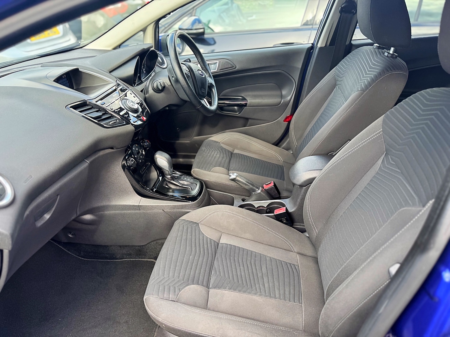 Used Ford Fiesta 2015 for sale - 78048265: Photo 38