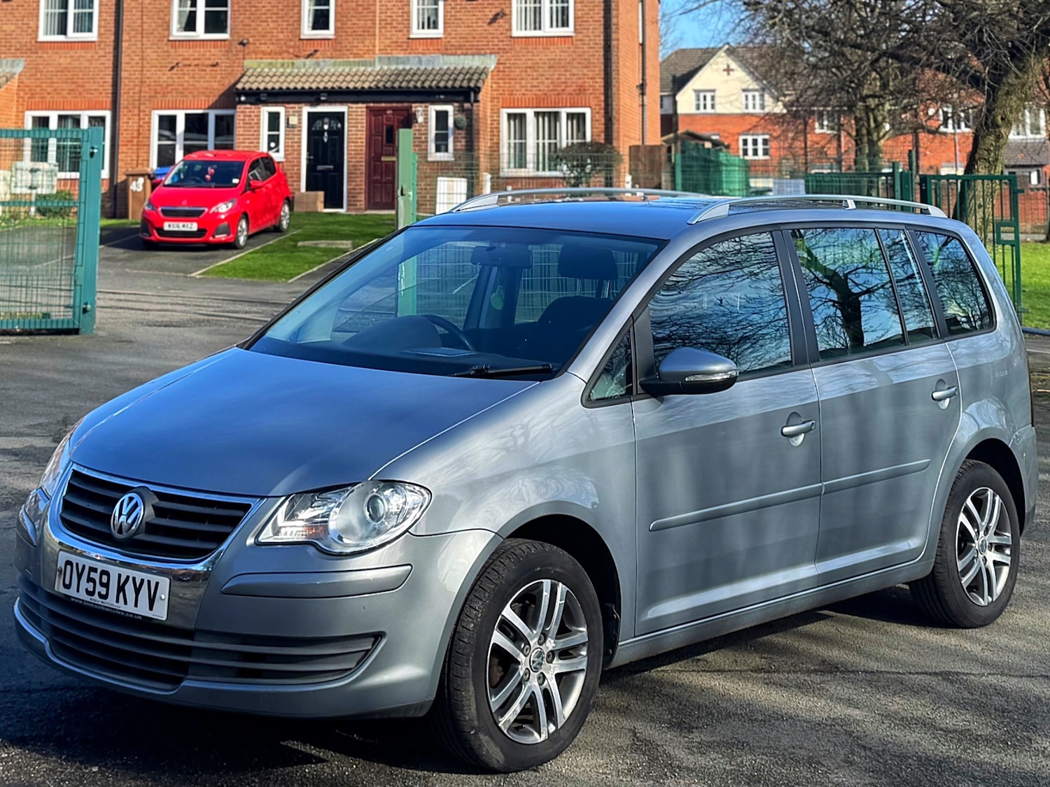 Used Volkswagen Touran 2009 for sale - 77738769: Photo 7