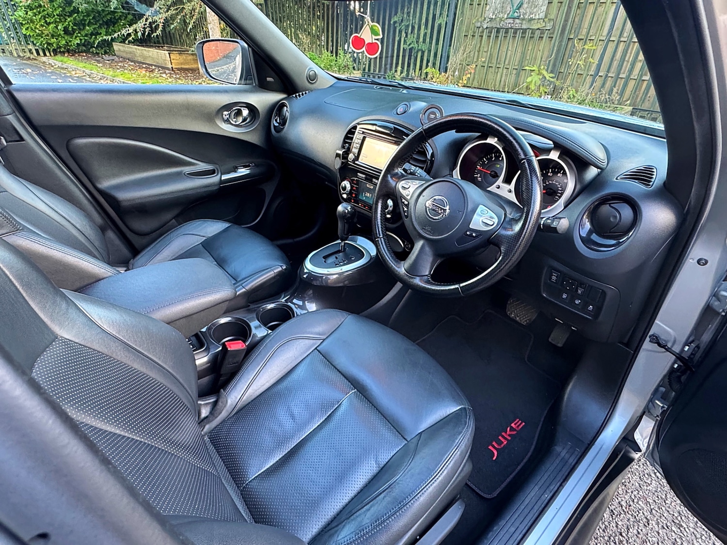 Used Nissan Juke 2017 for sale - 76526549: Photo 30