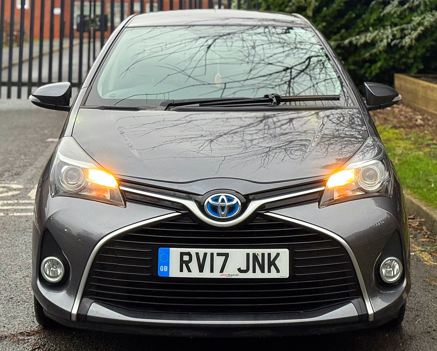 Used Toyota Yaris 2017 for sale - 77611378: Photo 10